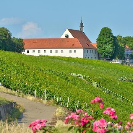 Vogelsburg Hotel Escherndorf Bagian luar foto