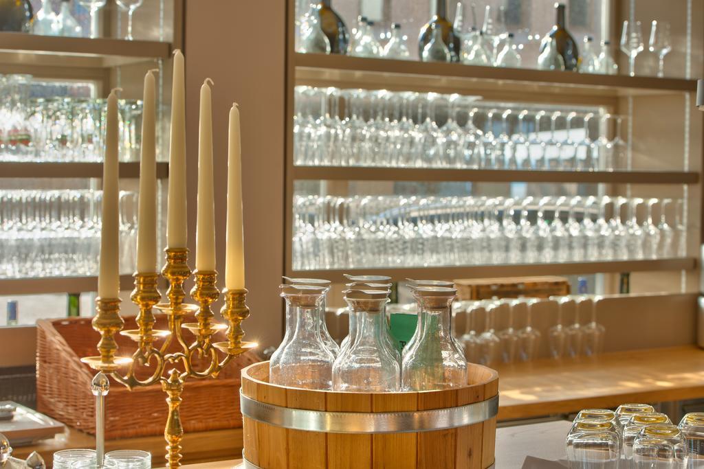 Vogelsburg Hotel Escherndorf Bagian luar foto