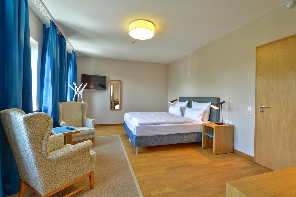 Vogelsburg Hotel Escherndorf Ruang foto