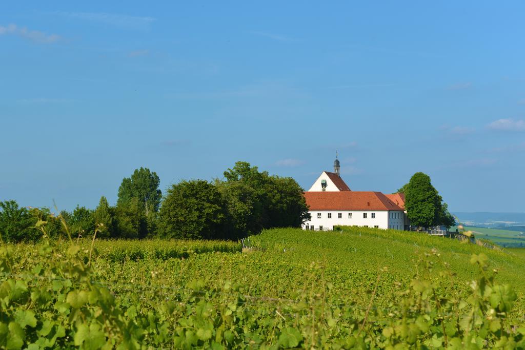 Vogelsburg Hotel Escherndorf Bagian luar foto